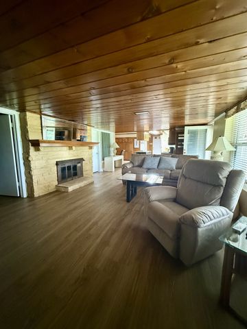 1040 Berwick Trl, Madison, TN 37115
