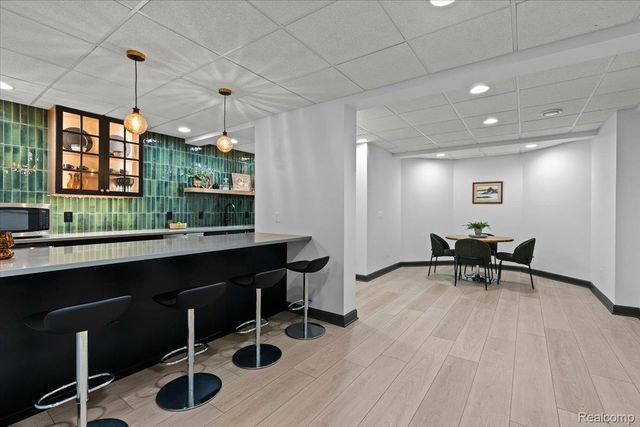 5828 Wyndam Lane, Hamburg Township, MI 48116