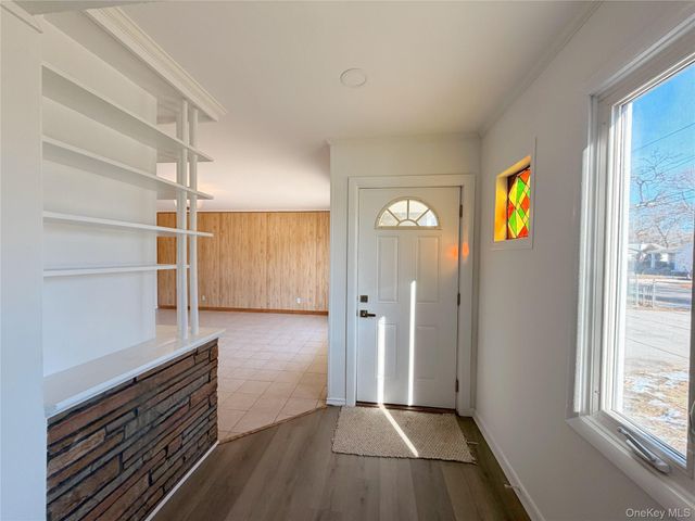 20 Bogota Road, Mastic Beach, NY 11951