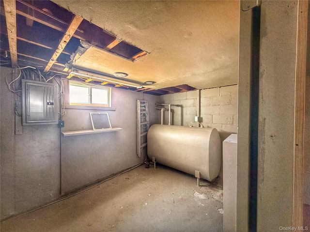 20 Bogota Road, Mastic Beach, NY 11951