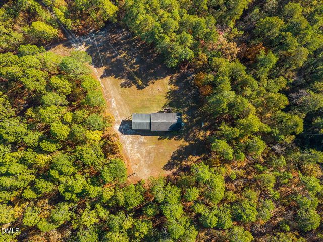 1019 Valley Road, Spring Lake, NC 28390