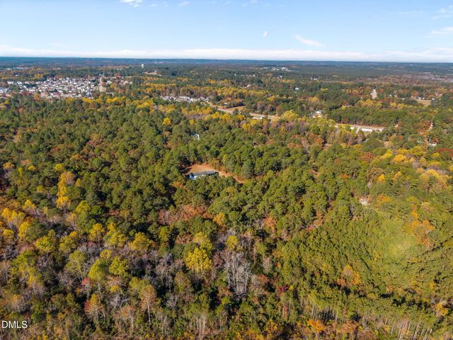 1019 Valley Road, Spring Lake, NC 28390