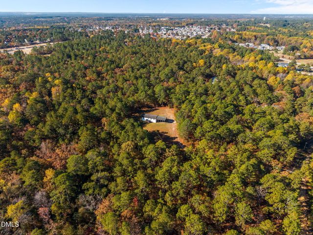 1019 Valley Road, Spring Lake, NC 28390