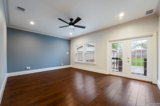 402 Elmhurst, San Antonio, TX 78209