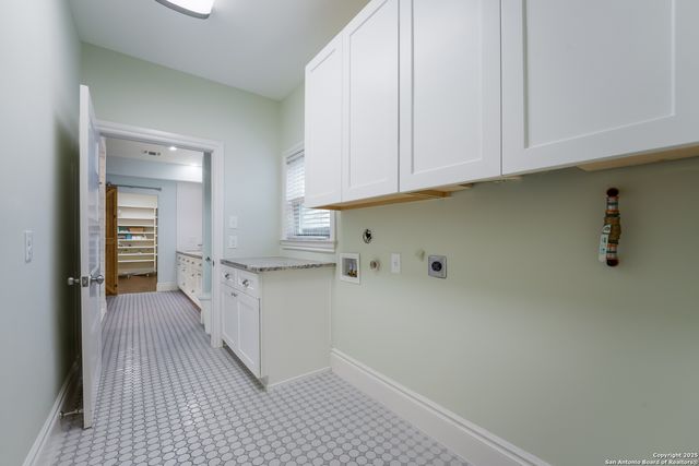 402 Elmhurst, San Antonio, TX 78209