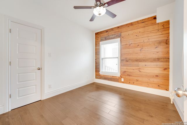 402 Elmhurst, San Antonio, TX 78209