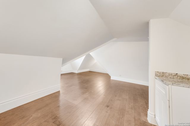 402 Elmhurst, San Antonio, TX 78209