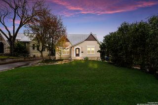 402 Elmhurst, San Antonio, TX 78209