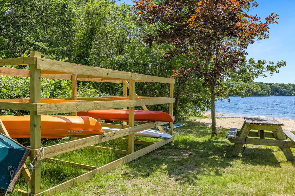 48 Round Pond Drive, East Falmouth, MA 02536