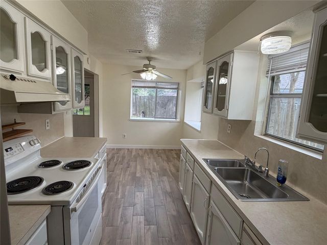 16414 Paint Rock Road, Friendswood, TX 77546