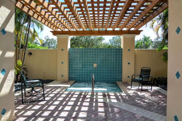 329 NW Millpond Lane, Port St Lucie, FL 34986