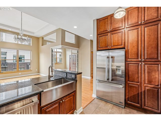 821 Nw 11TH Ave 609, Portland, OR 97209