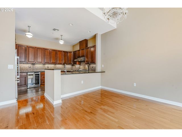 821 Nw 11TH Ave 609, Portland, OR 97209