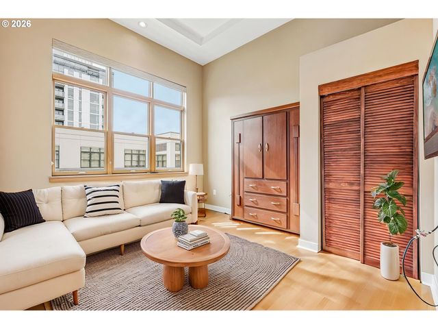821 Nw 11TH Ave 609, Portland, OR 97209