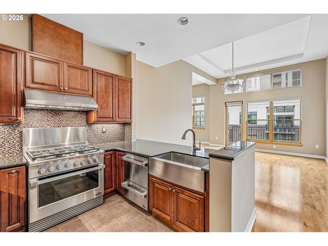 821 Nw 11TH Ave 609, Portland, OR 97209