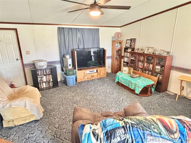 10098 N County Road 4295 Road, Quinton, OK 74561