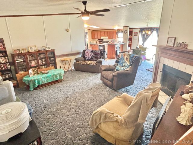10098 N County Road 4295 Road, Quinton, OK 74561