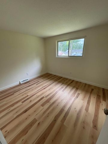 4900 Kresge Drive, Columbus, OH 43232