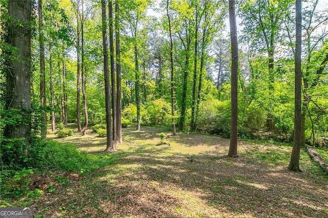 2516 Desiree Way, Lawrenceville, GA 30044