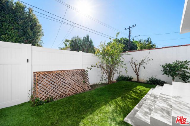 426 S La Peer Drive, Beverly Hills, CA 90211