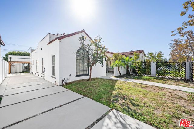 426 S La Peer Drive, Beverly Hills, CA 90211