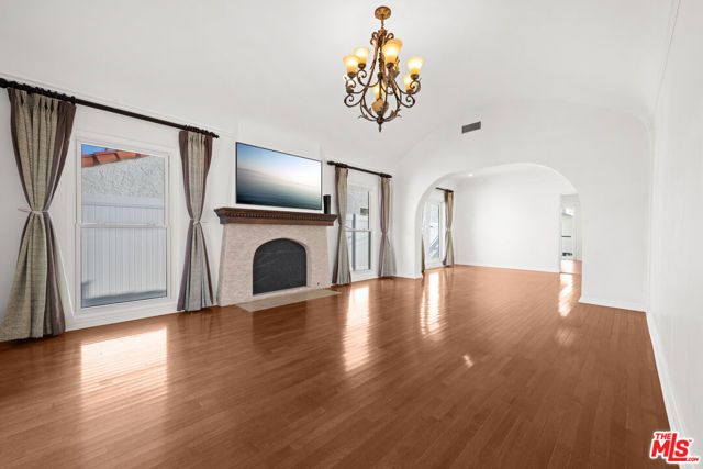 426 S La Peer Drive, Beverly Hills, CA 90211