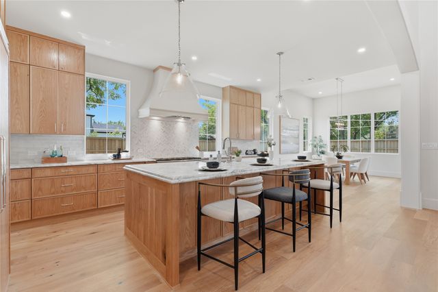 10921 Beauty Lane, Dallas, TX 75229