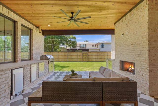 10921 Beauty Lane, Dallas, TX 75229