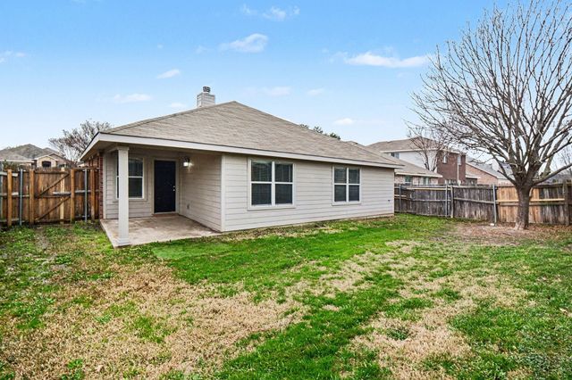 1021 Comfort Drive, Forney, TX 75126
