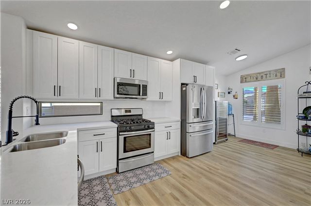 2172 Picture Rock Avenue, Henderson, NV 89012