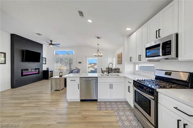 2172 Picture Rock Avenue, Henderson, NV 89012