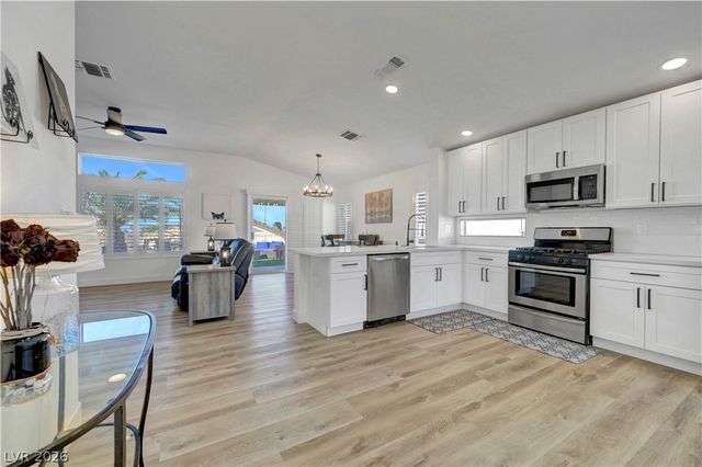 2172 Picture Rock Avenue, Henderson, NV 89012