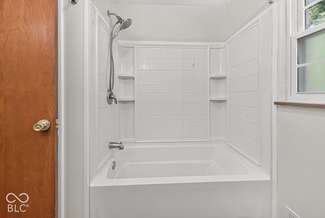 3502 E Southport Road, Indianapolis, IN 46227