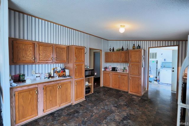 519 W Mckeever Street, Andrews, IN 46702