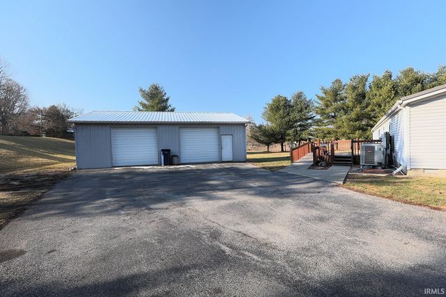 519 W Mckeever Street, Andrews, IN 46702