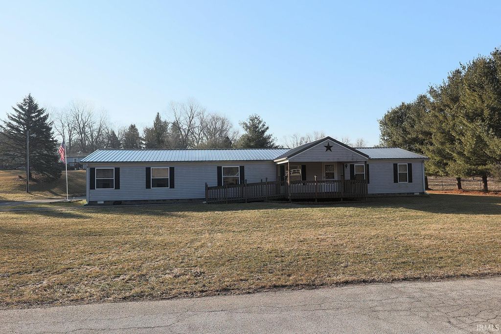519 W Mckeever Street, Andrews, IN 46702