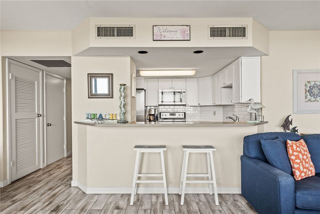 6649 Seacomber Dr 107, Port Aransas, TX 78373