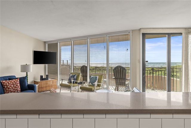 6649 Seacomber Dr 107, Port Aransas, TX 78373