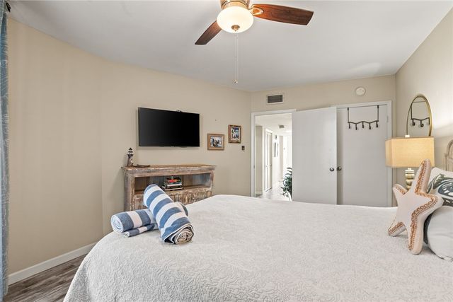 6649 Seacomber Dr 107, Port Aransas, TX 78373