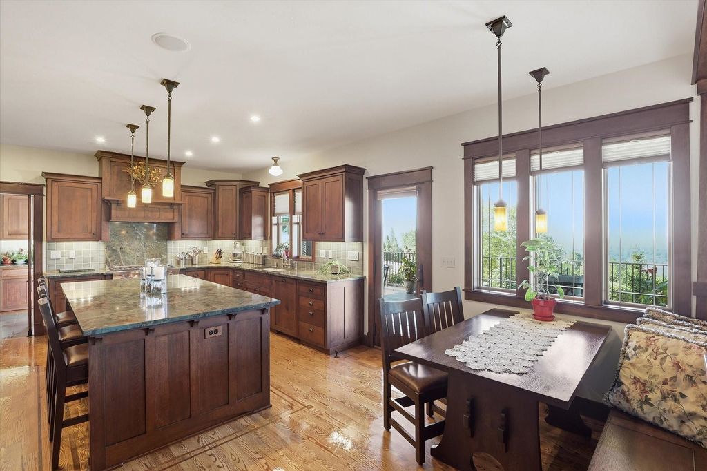 2510 S Thierman Ln, Spokane, WA 99223 photo 16