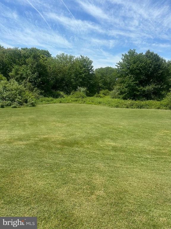 Image 14 of property listing at 19801 OLD YORK RD, White Hall, MD 21161