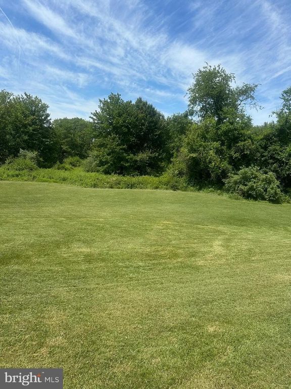 Image 15 of property listing at 19801 OLD YORK RD, White Hall, MD 21161