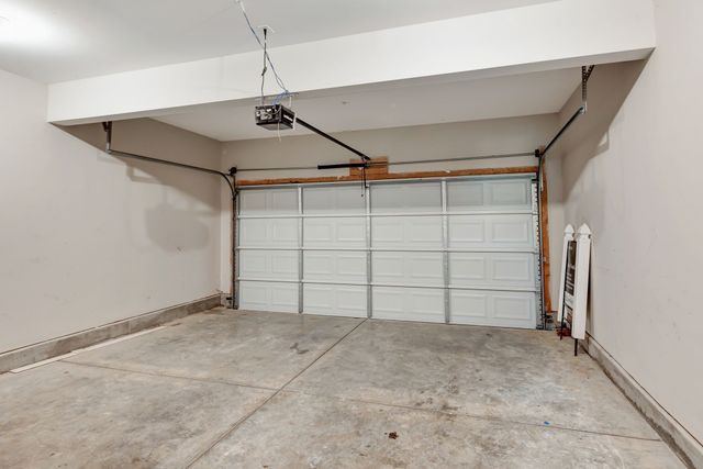 1134 Somerset Springs Dr, Spring Hill, TN 37174