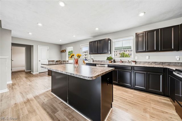 1356 Elizabeth Boulevard, Painesville Twp, OH 44077