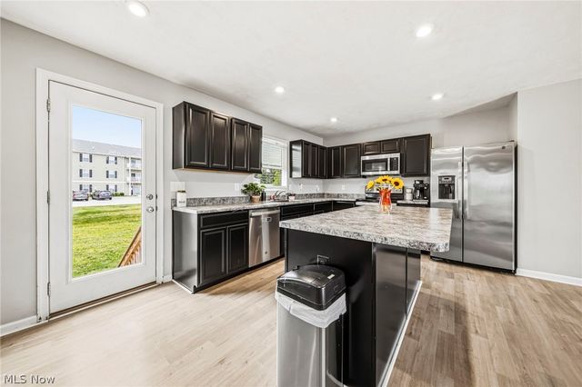 1356 Elizabeth Boulevard, Painesville Twp, OH 44077