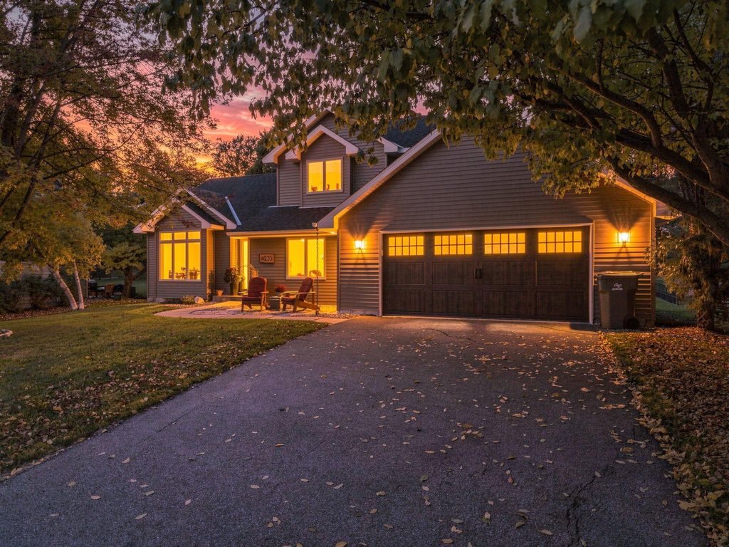 4235 Wedgewood Lane N, Plymouth, MN 55442 — exterior