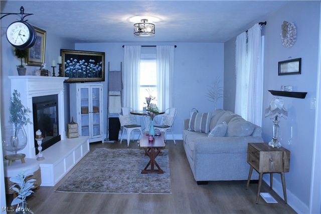 109 N Broadway Street, Lodi, OH 44254
