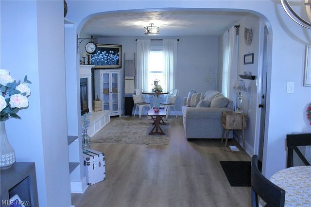 109 N Broadway Street, Lodi, OH 44254