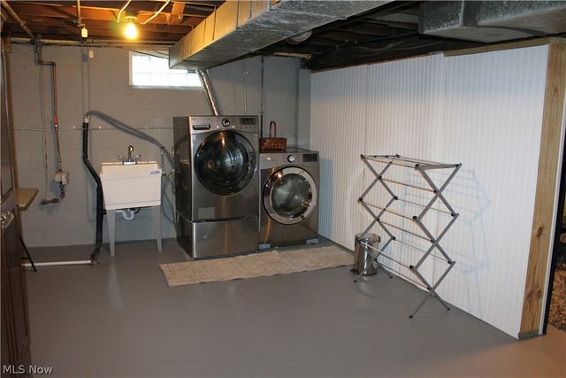 109 N Broadway Street, Lodi, OH 44254
