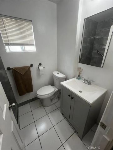 4520 S Normandie, Los Angeles, CA 90037